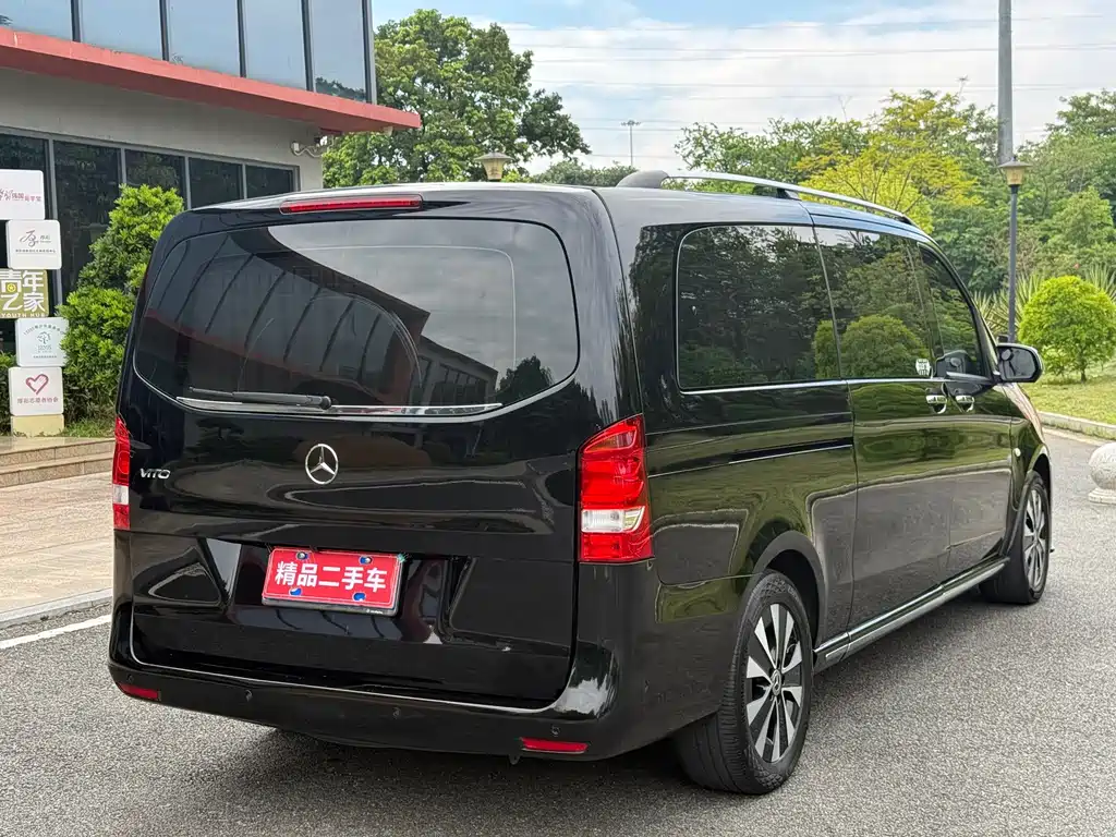 Mercedes-Benz Vito — миниатюра 4