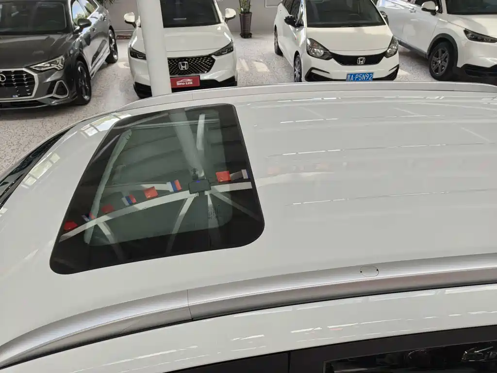 Geely Vision X6 — миниатюра 8