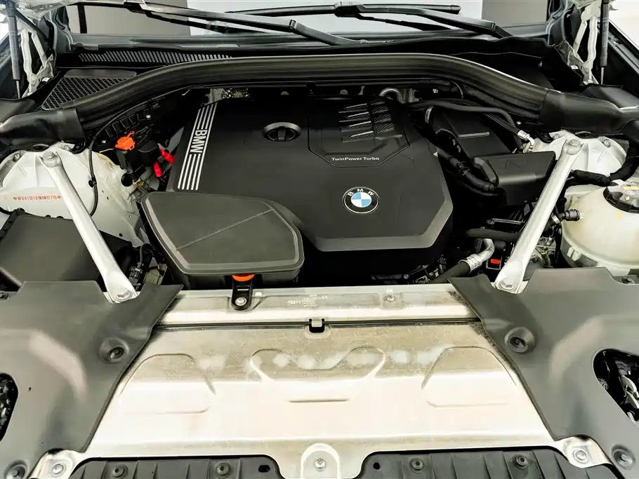 BMW X4 — миниатюра 24
