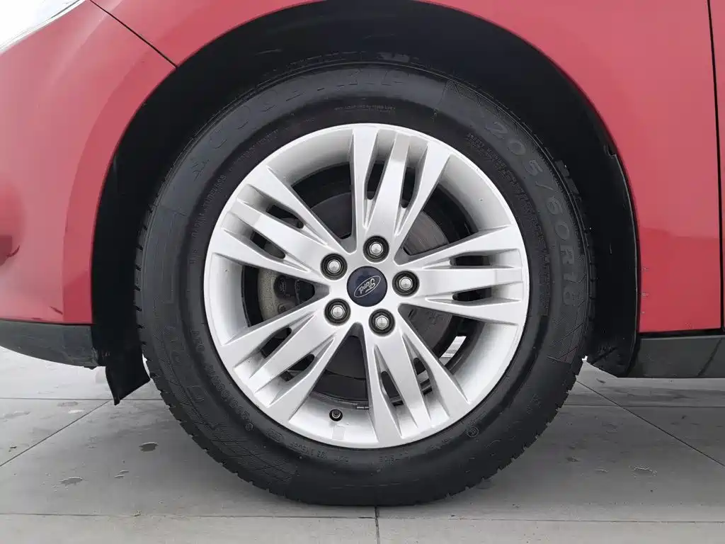Ford Focus — миниатюра 17