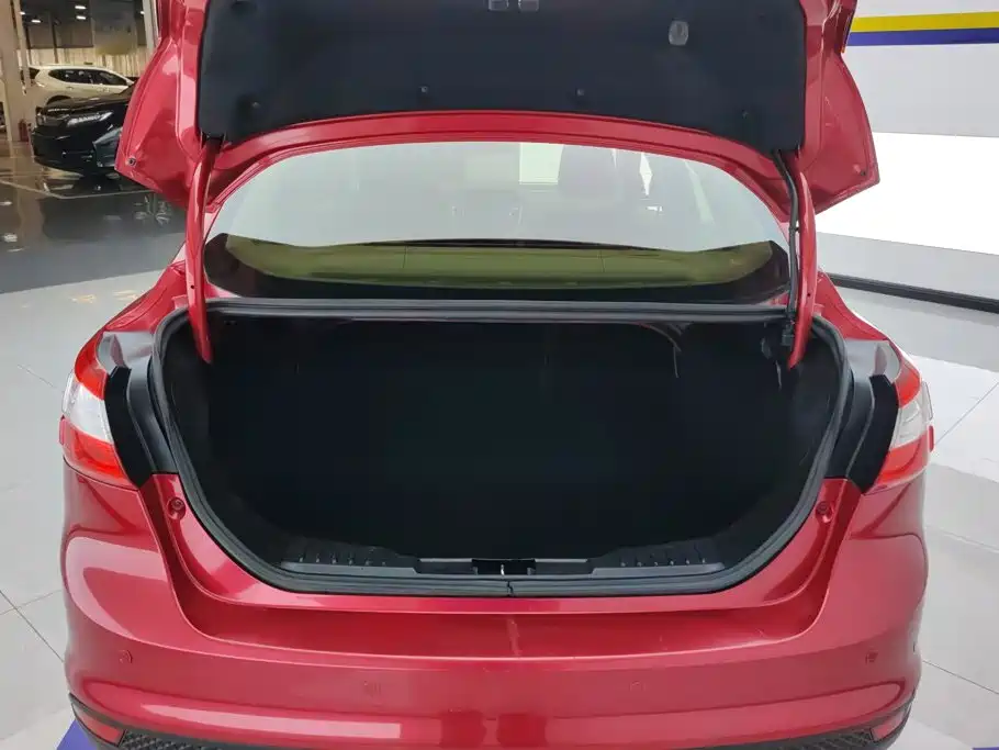 Ford Focus — миниатюра 4