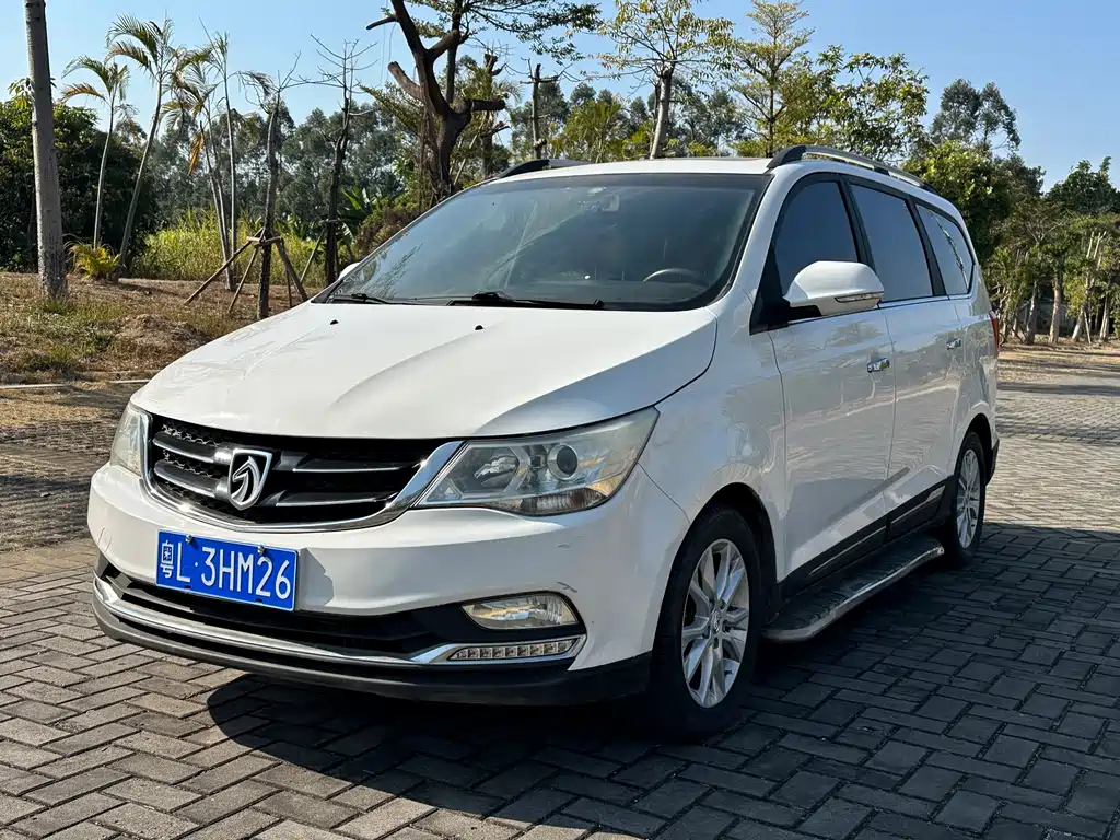Baojun 730 2016