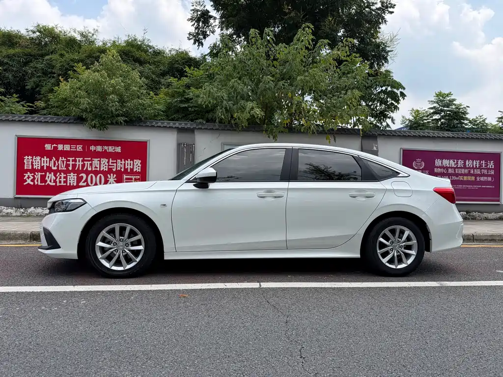 Honda Civic — миниатюра 7