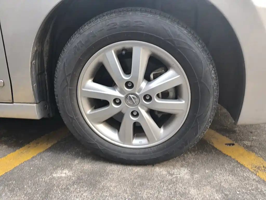 Nissan Sylphy — миниатюра 8