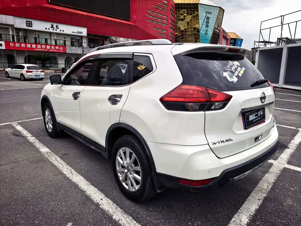 Nissan X-Trail — миниатюра 6