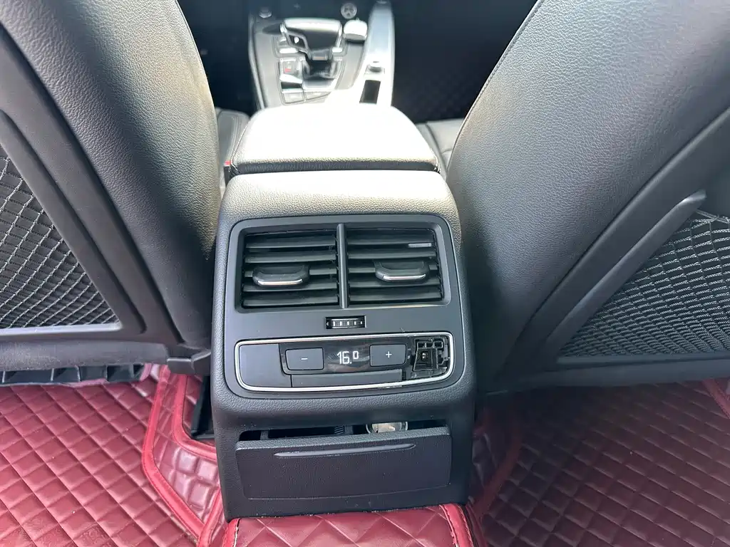 Audi A4L — миниатюра 15