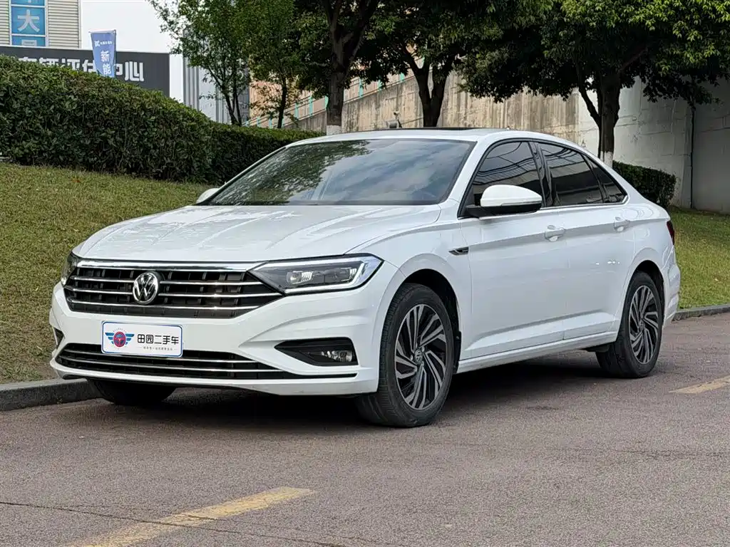 Volkswagen Sagitar 2022