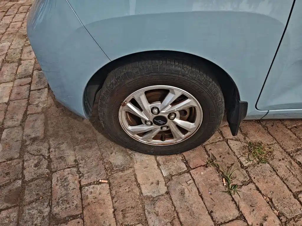 Wuling MINIEV — миниатюра 23