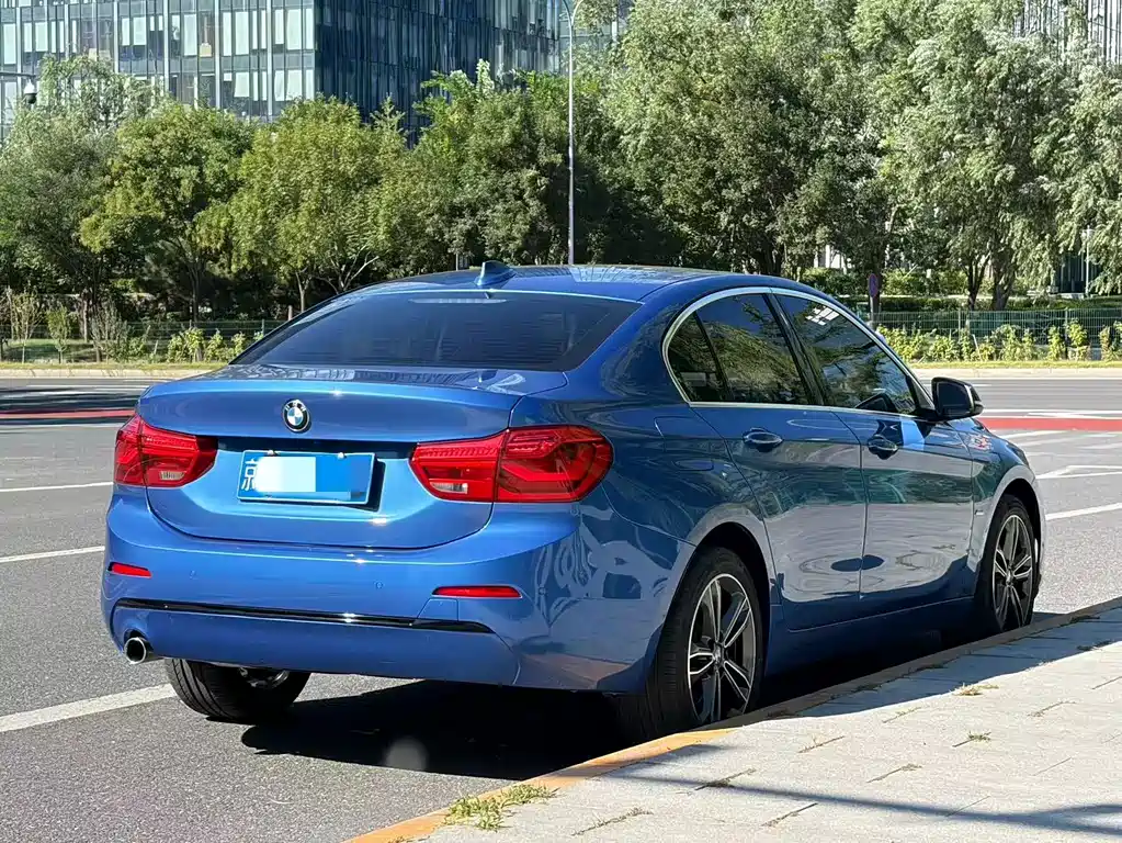 BMW 1 Series — миниатюра 17