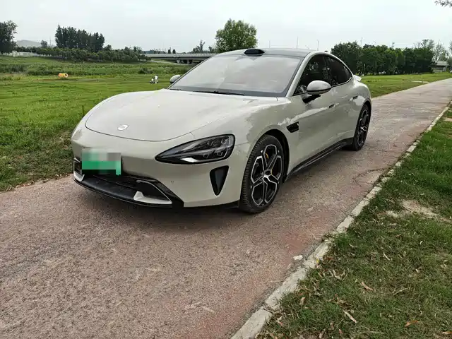 Xiaomi SU7