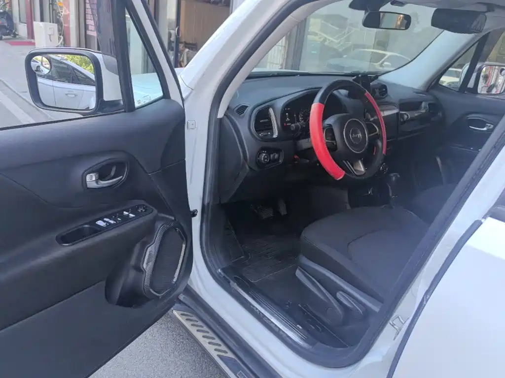 Jeep Renegade — миниатюра 16