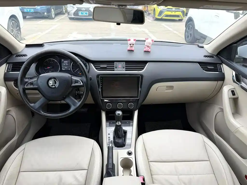 Skoda Octavia — миниатюра 7
