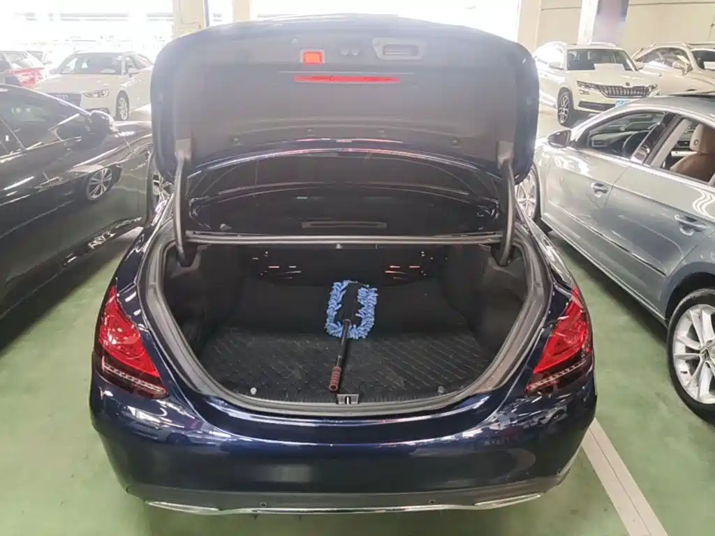 Mercedes-Benz C-Class — миниатюра 19