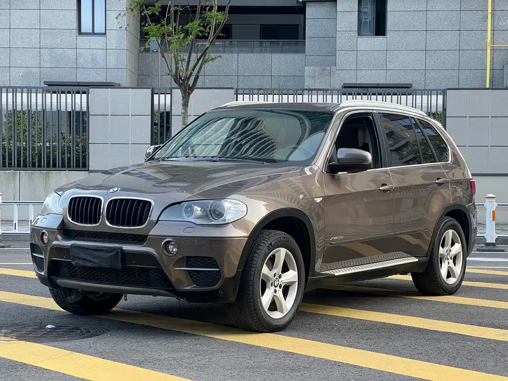BMW X5 (Import)