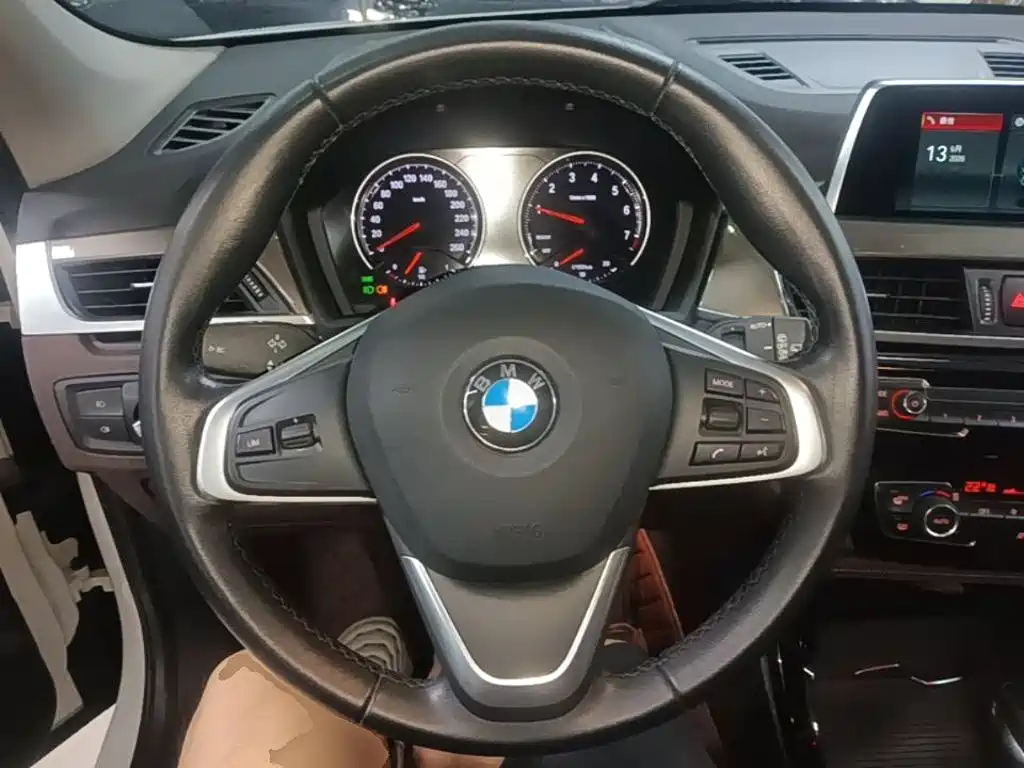 BMW X1 — миниатюра 11