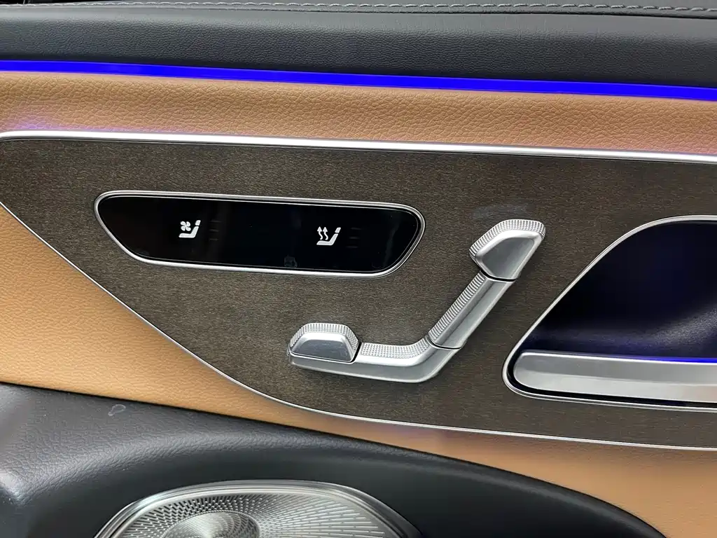 Mercedes-Benz E-Class — миниатюра 26