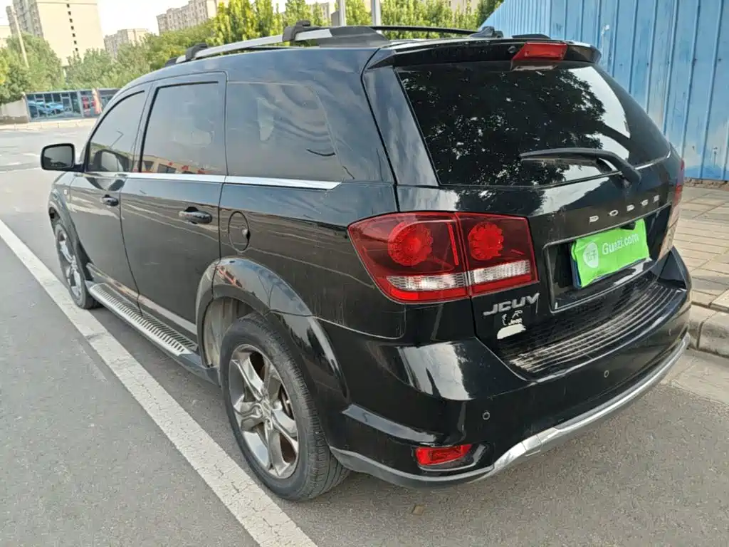 Dodge Journey — миниатюра 5