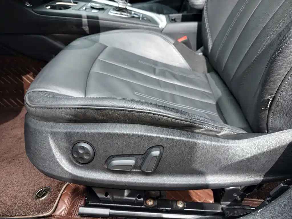 Audi A4L — миниатюра 9