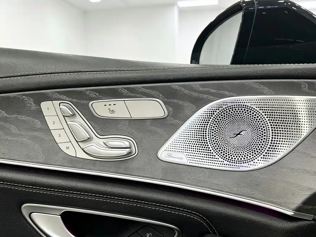 Mercedes-Benz CLS — миниатюра 5