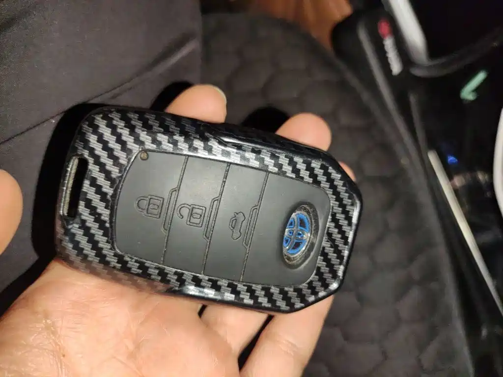 Toyota Corolla Hybrid — миниатюра 12