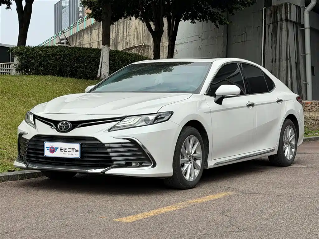 Toyota Camry 2024