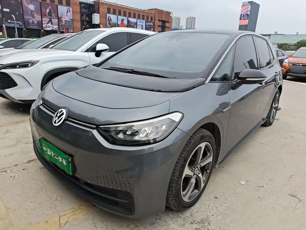 Volkswagen ID.3 — миниатюра 2