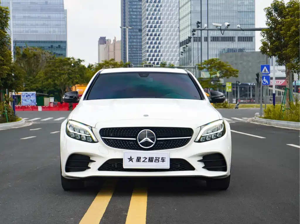 Mercedes-Benz C-Class — миниатюра 2