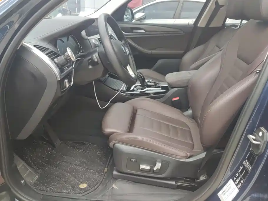 BMW X3 — миниатюра 9