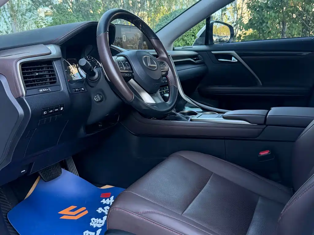 Lexus RX — миниатюра 10