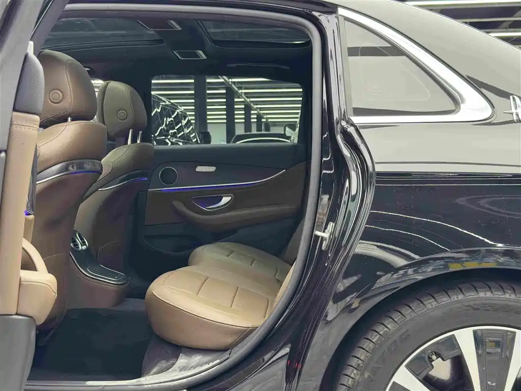 Mercedes-Benz E-Class New Energy — миниатюра 9