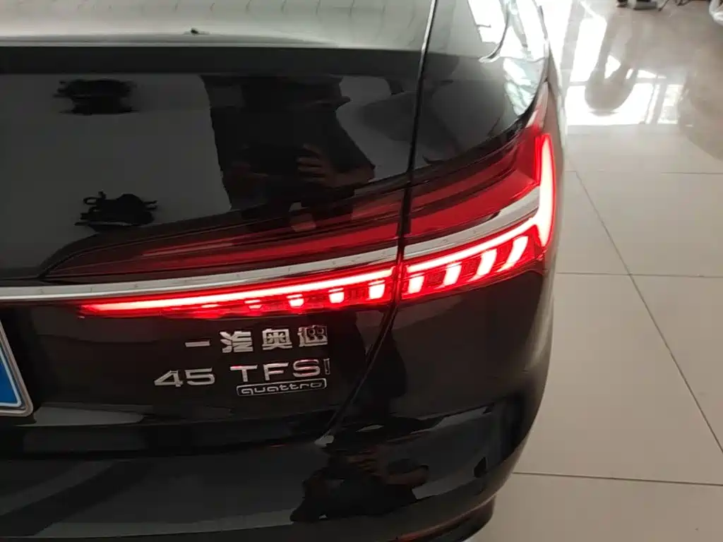 Audi A6L — миниатюра 8