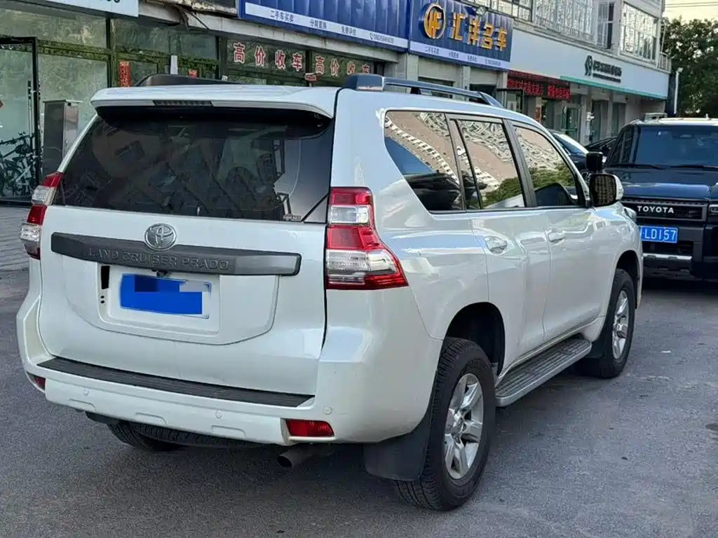 Toyota Prado — миниатюра 9