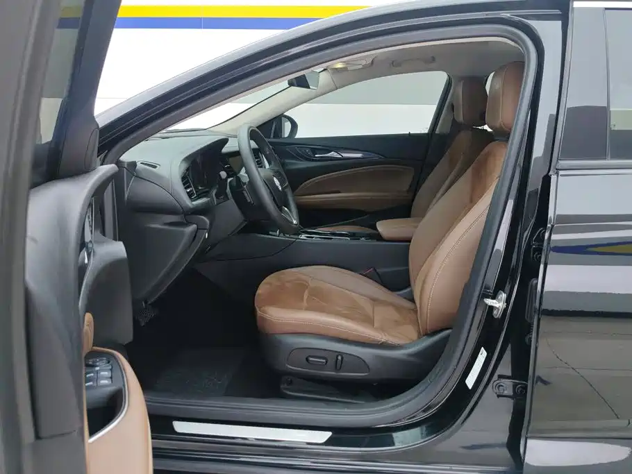Buick Regal — миниатюра 9