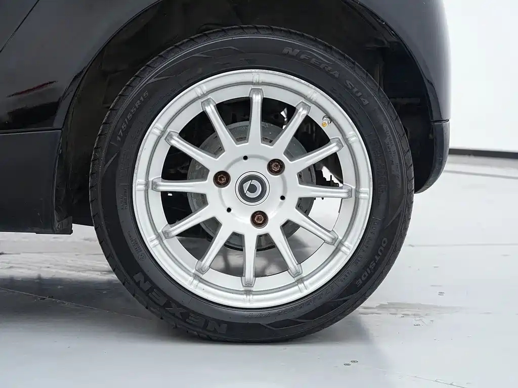 smart Smart Fortwo — миниатюра 6