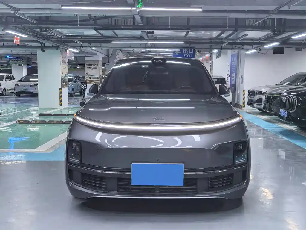 Li Auto Li L8 — миниатюра 2