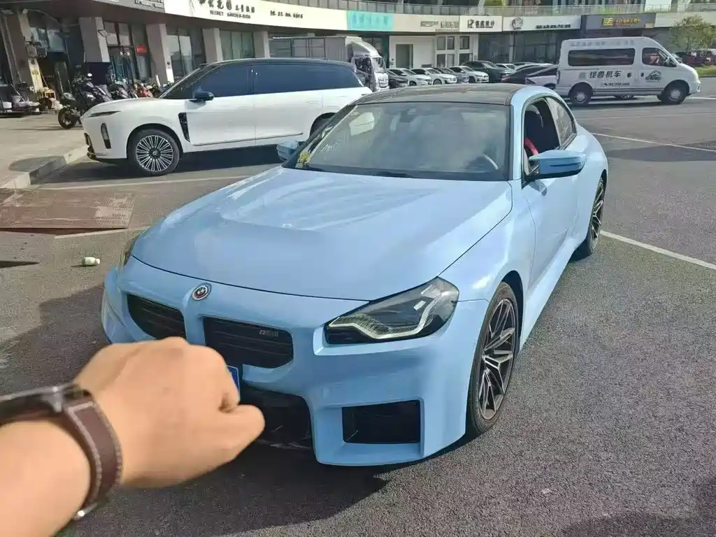 BMW M2 2025