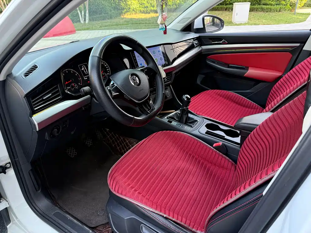 Volkswagen Bora — миниатюра 6