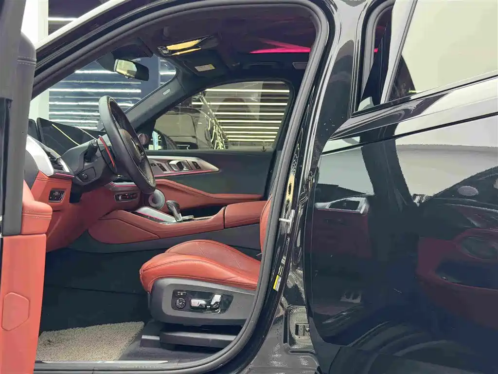 BMW XM — миниатюра 8