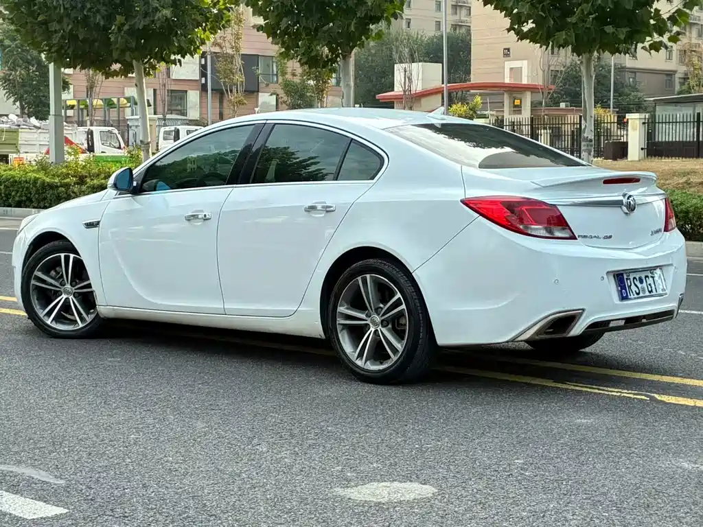 Buick Regal — миниатюра 9
