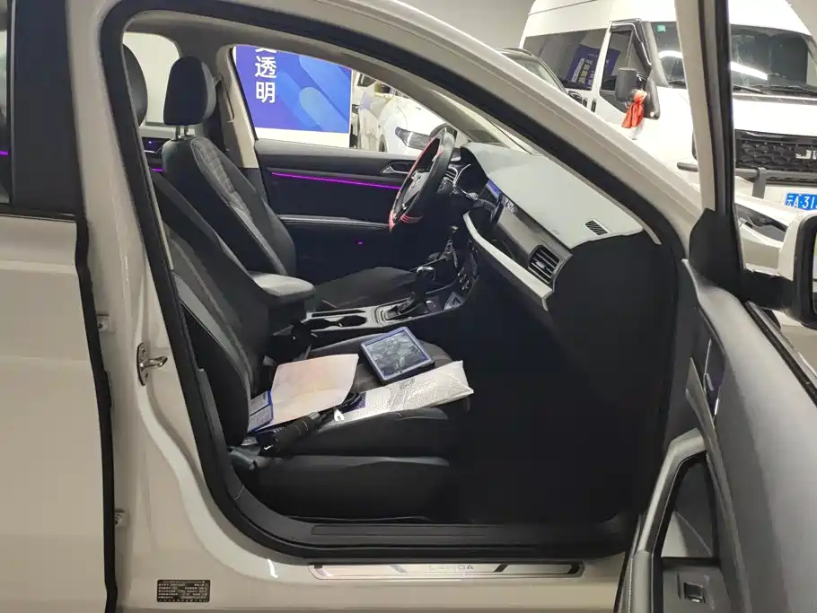 Volkswagen Lavida — миниатюра 8