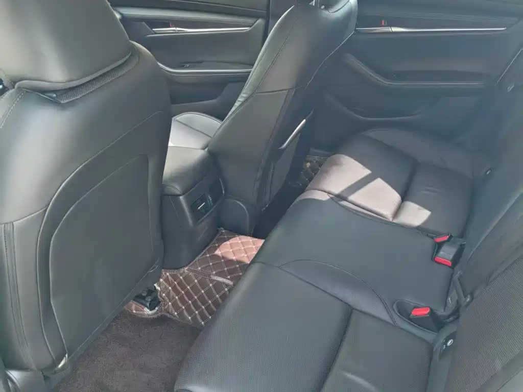 Mazda 3 Axela — миниатюра 9