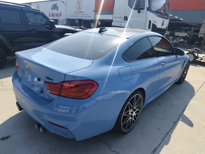 BMW M4 — миниатюра 4