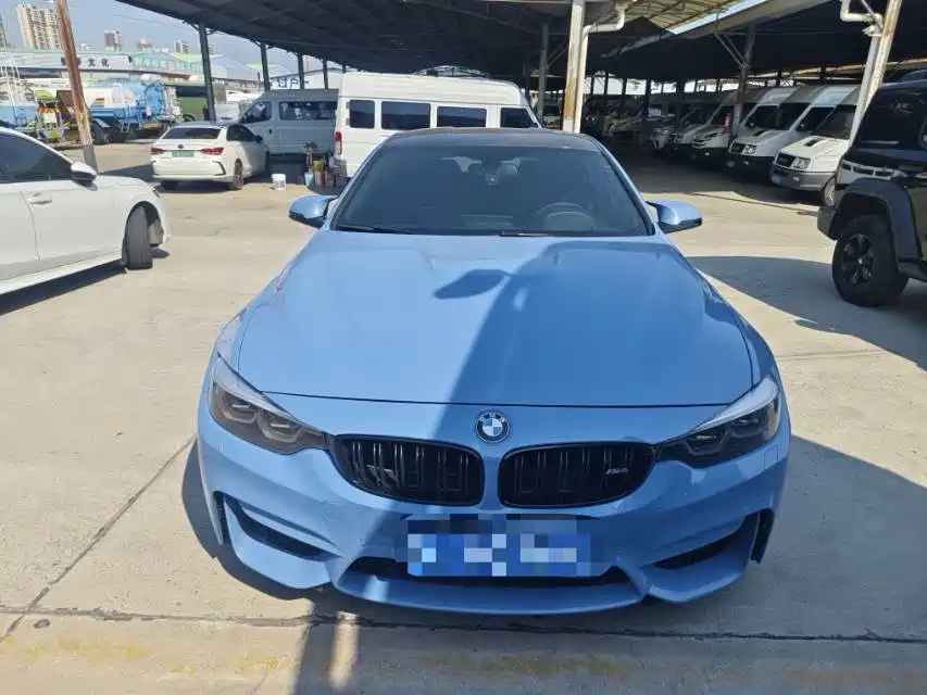 BMW M4 — миниатюра 2