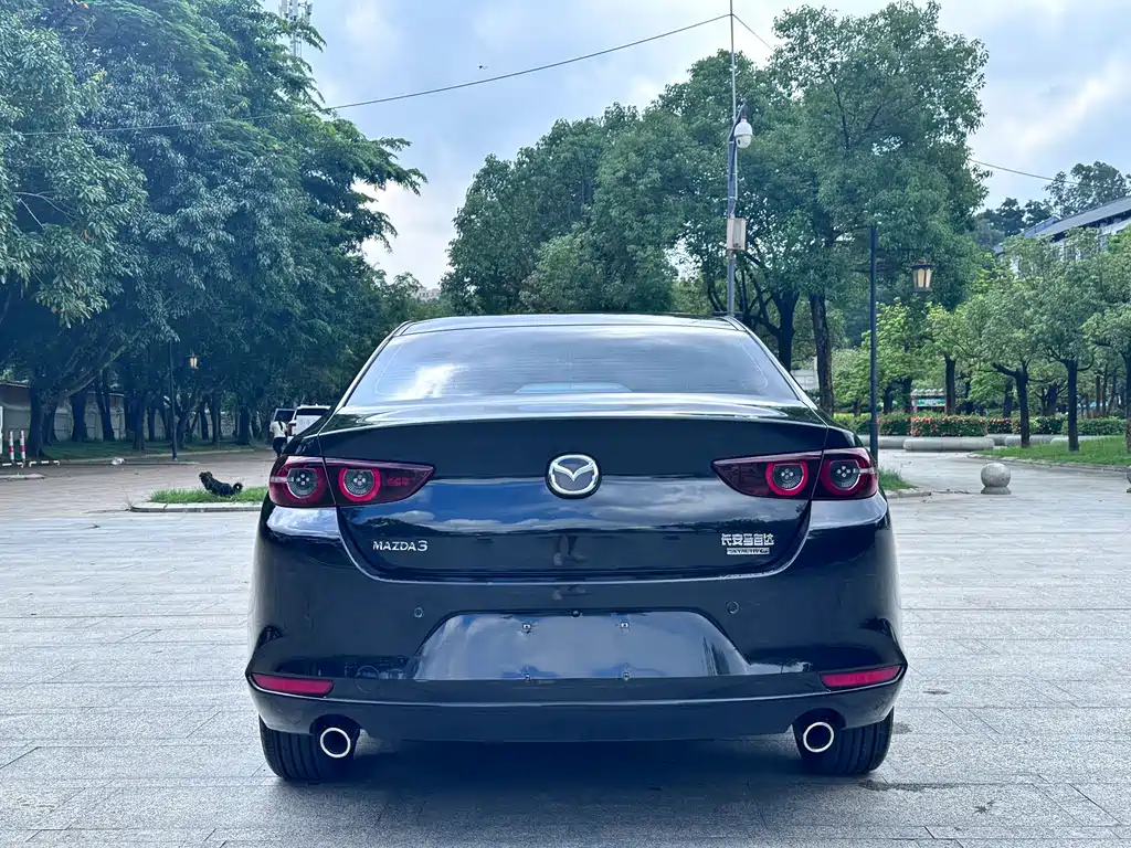 Mazda 3 Axela — миниатюра 5