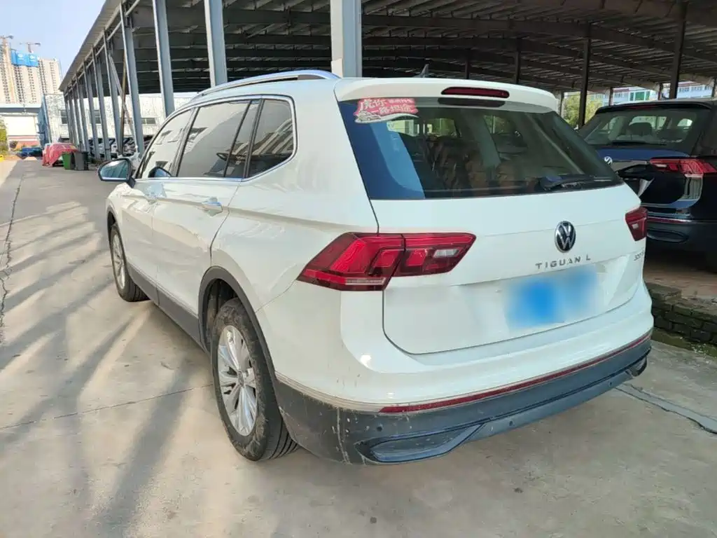 Volkswagen Tiguan L — миниатюра 5