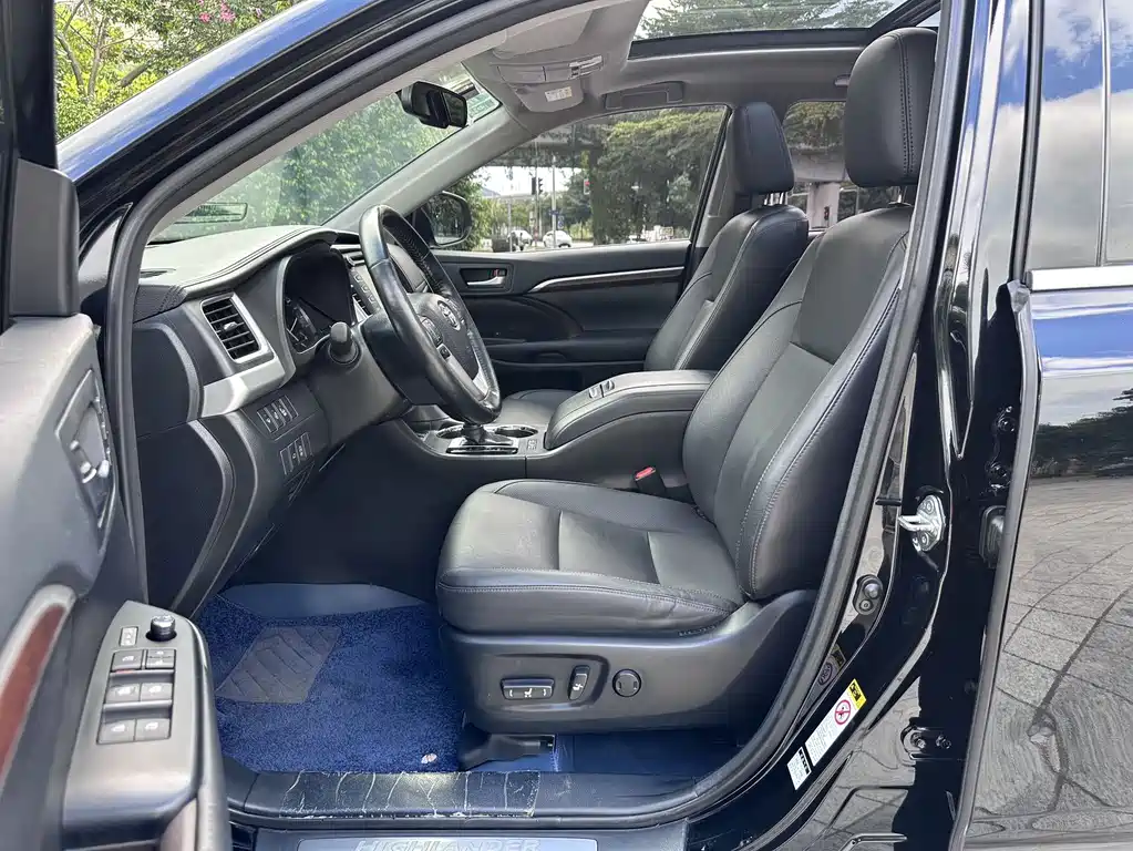 Toyota Highlander — миниатюра 6