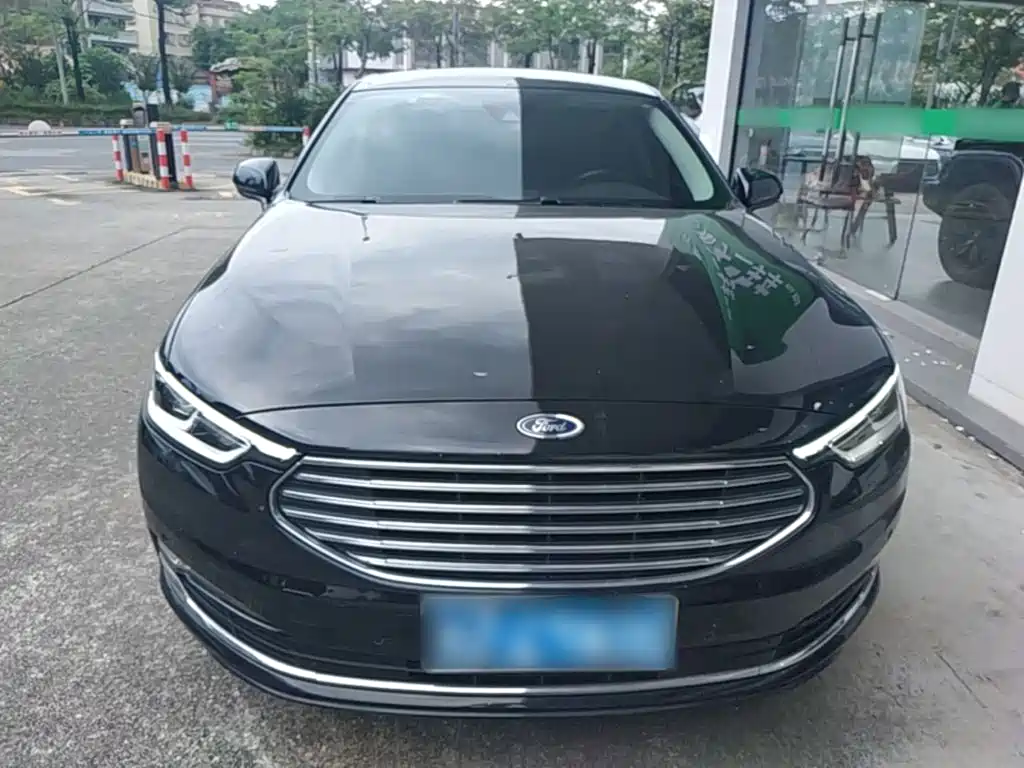 Ford Taurus — миниатюра 3