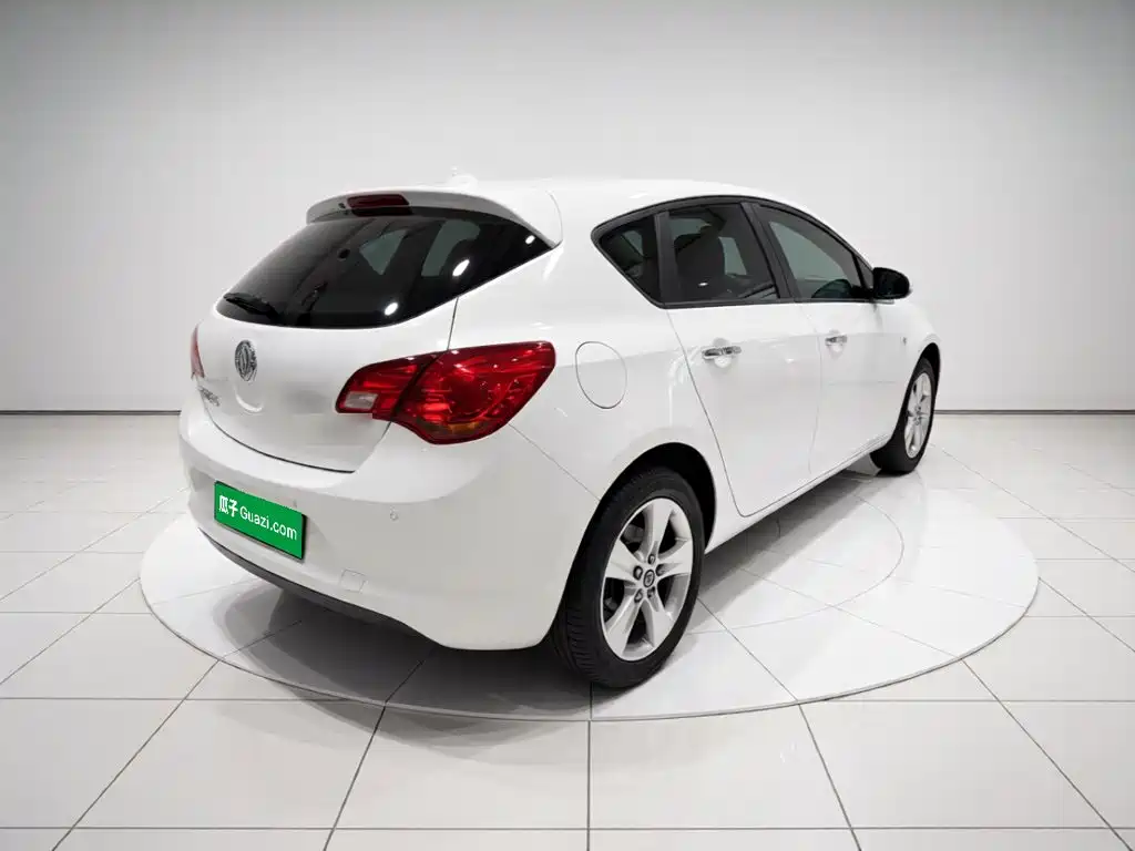 Buick Excelle — миниатюра 4