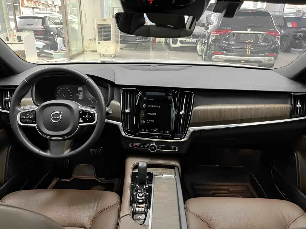 Volvo V90 — миниатюра 13