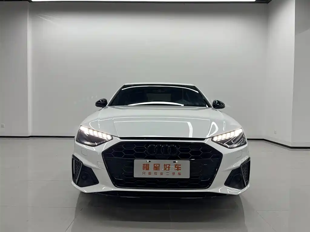 Audi A4L id 4622391 из Китая 7